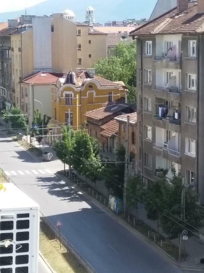 Modern And Old Base Apartment Sofia Exterior photo